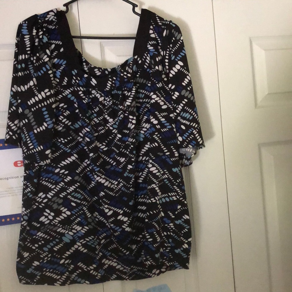 Plus sz 16/18 polyester stretch top lk nw top